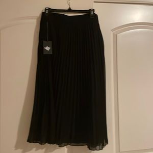 DKNY skirt NWT